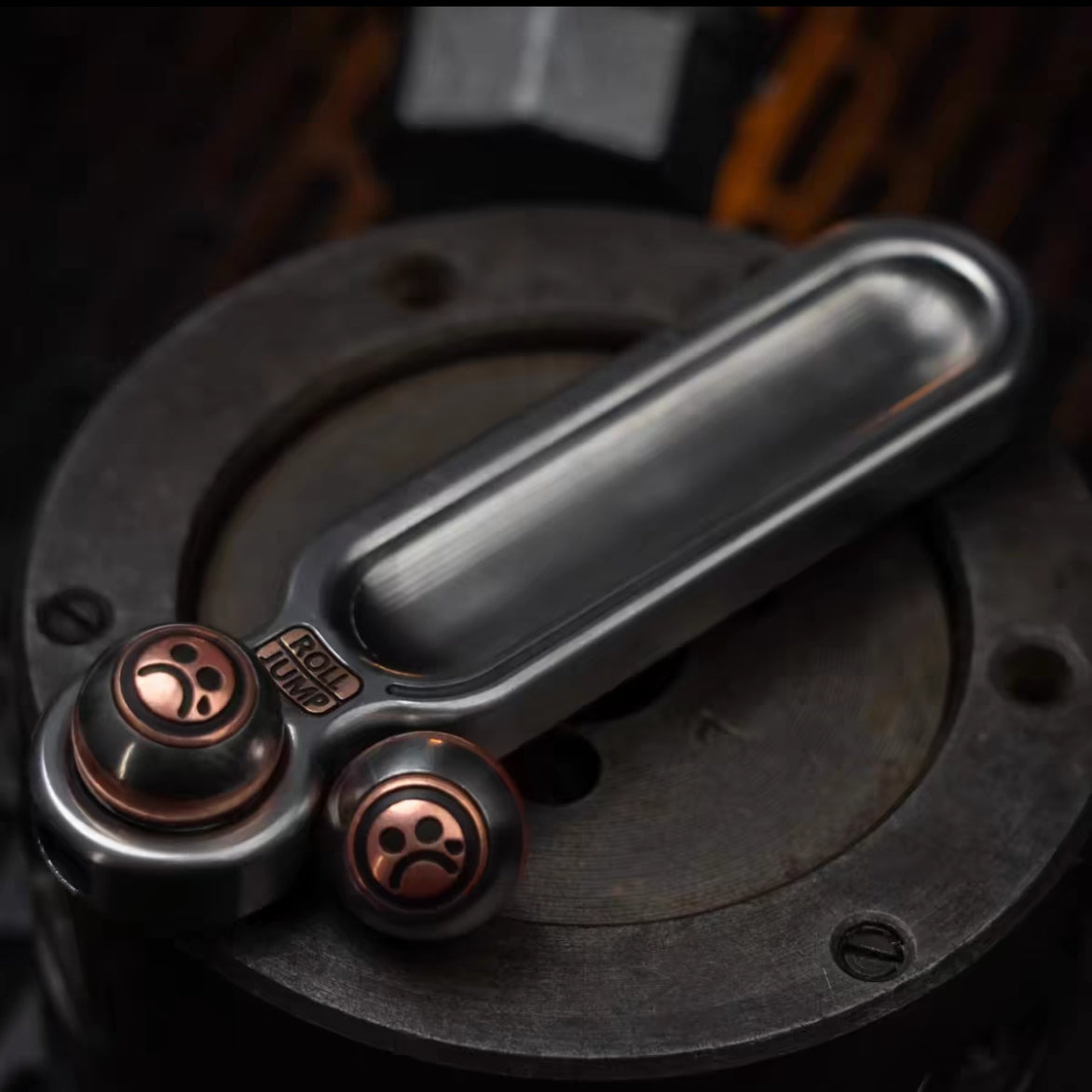 Metal Toys Dz. Cyber Ball Bounce Push Slider Fidget Toy Bead Spinner