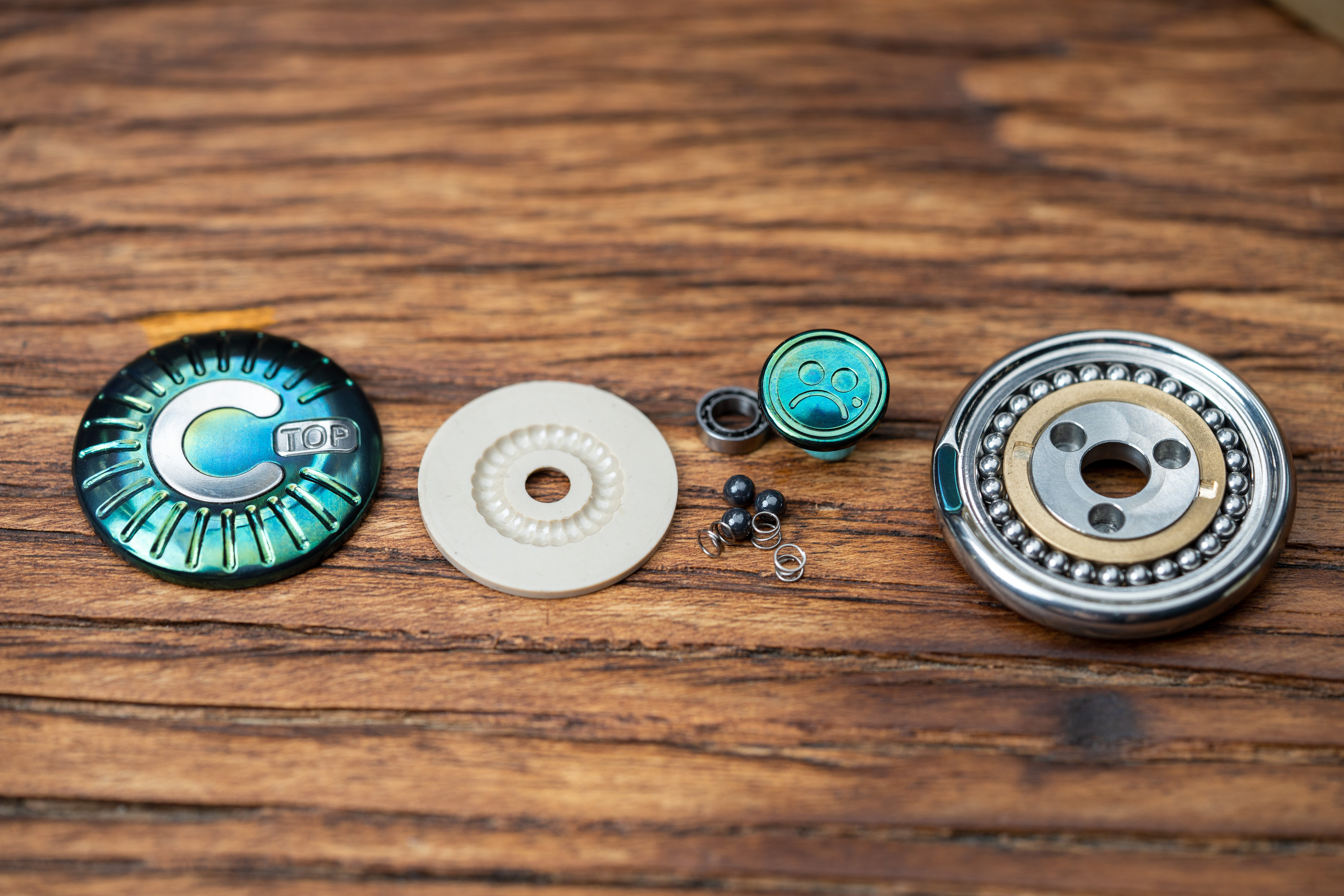 Metal Toys Dz. TOP C Inlaid Colour Matching Non-magnetic Mechanical Coin