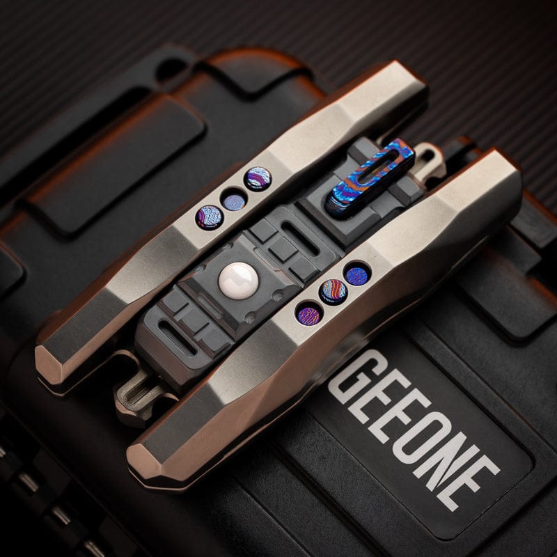 FALCON ESCORT CRUISER Fidget Slider