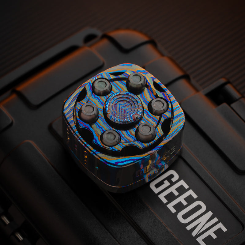 42.COSMO&MACKIE Life and Death Game Fidget Slider