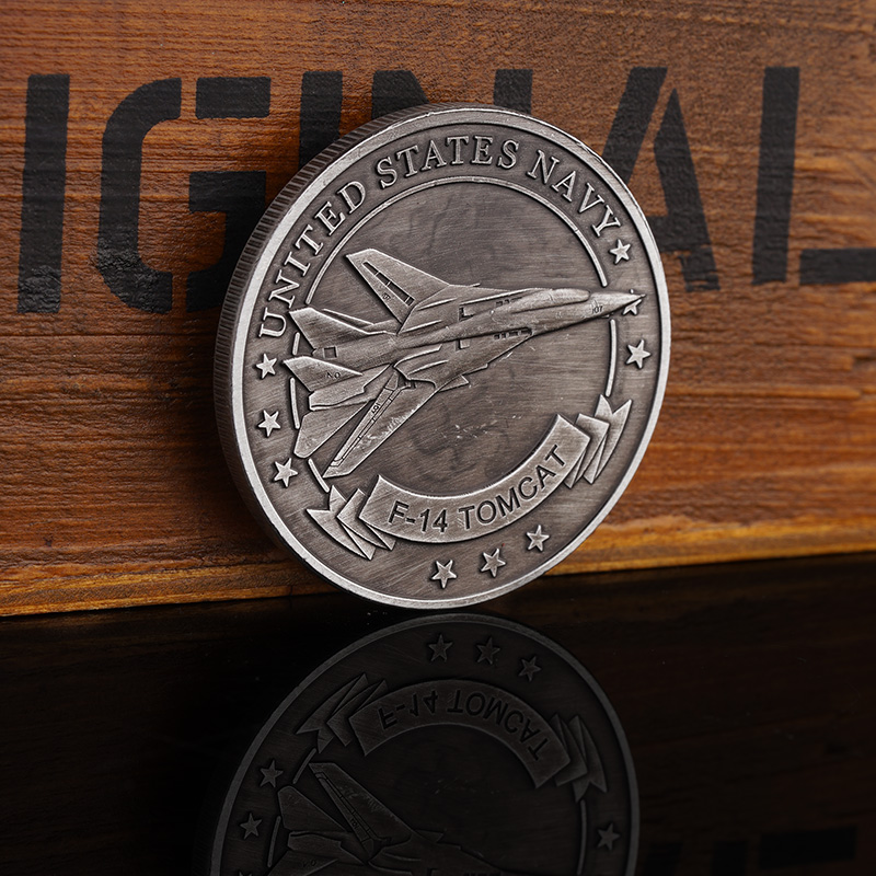 F-14 Tomcat fighter commemorative coin
