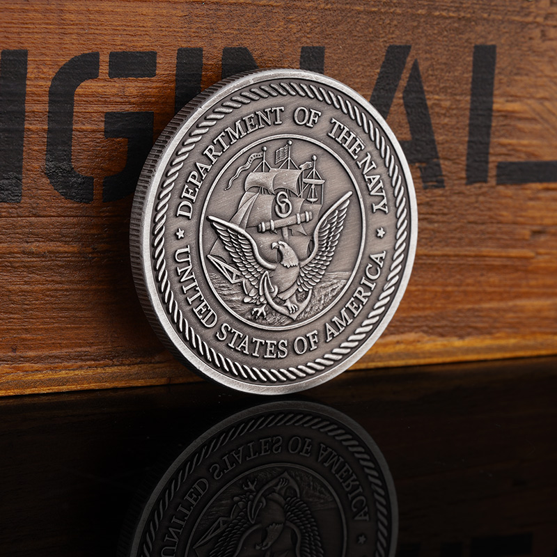 F-14 Tomcat fighter commemorative coin