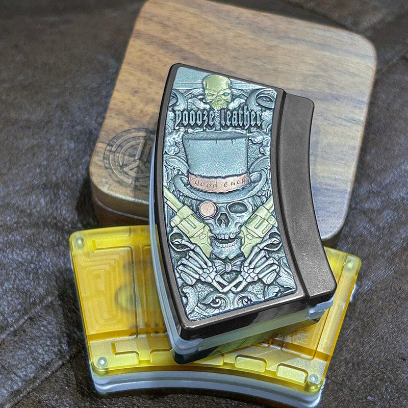 Novo studio Box Magazine Fidget Slider