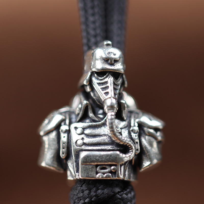 Death Biochemical Guard Solider Bust Brass Knife Beads Punk Gas Mask EDC Outdoor Survival Paracord DIY Woven Lanyard Accessories