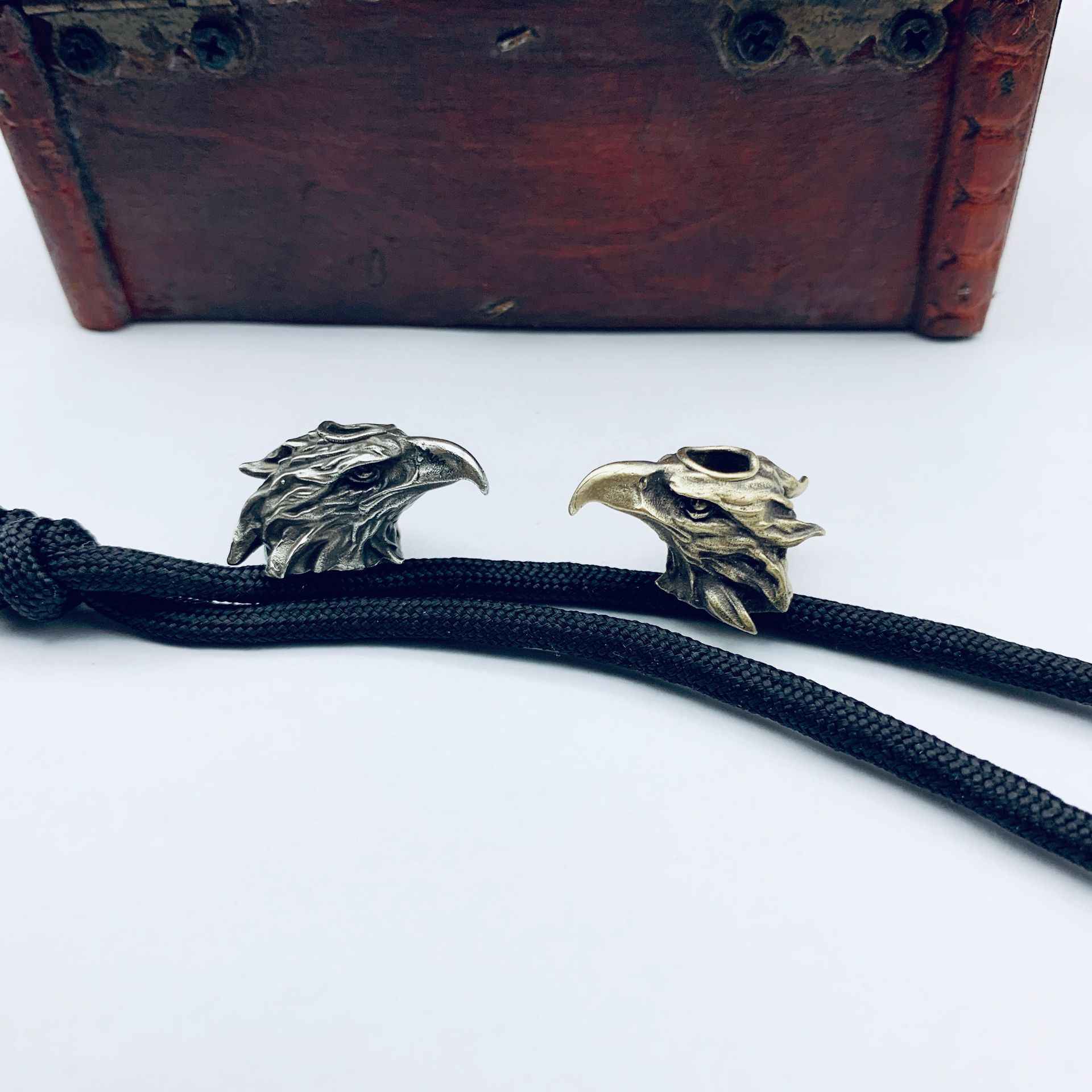 Eagle Head Sculpture Brass Knife Beads EDC Outdoor DIY Paracord Woven Bracelets Accessories Survival Flashlight Lanyard Pendants