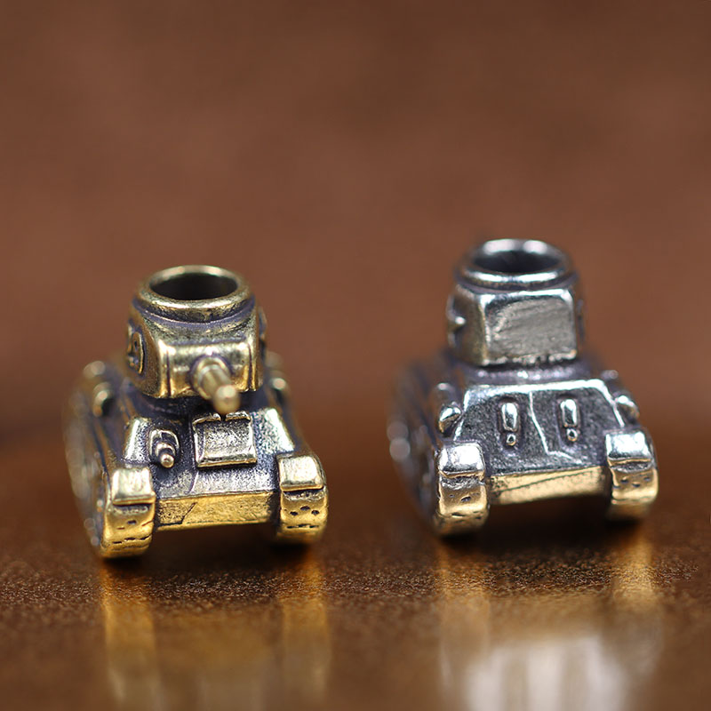 Classic T29 Tank Model Brass Knife Beads Outdoor EDC Umbrella Rope Pendants DIY Paracord Bracelets Accessories Lanyard Hangings