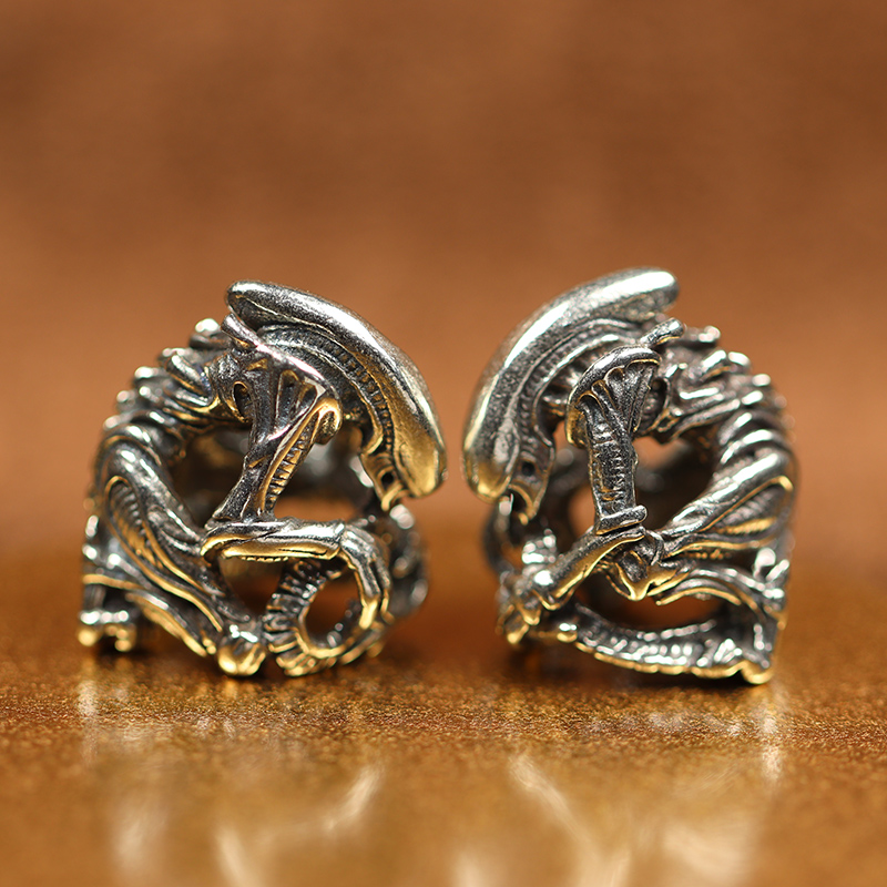 Alien Figurines White Brass Paracord Knife Beads DIY Woven Lanyard Pendant Jewelry Accessories EDC Outdoor Charms for Bracelets