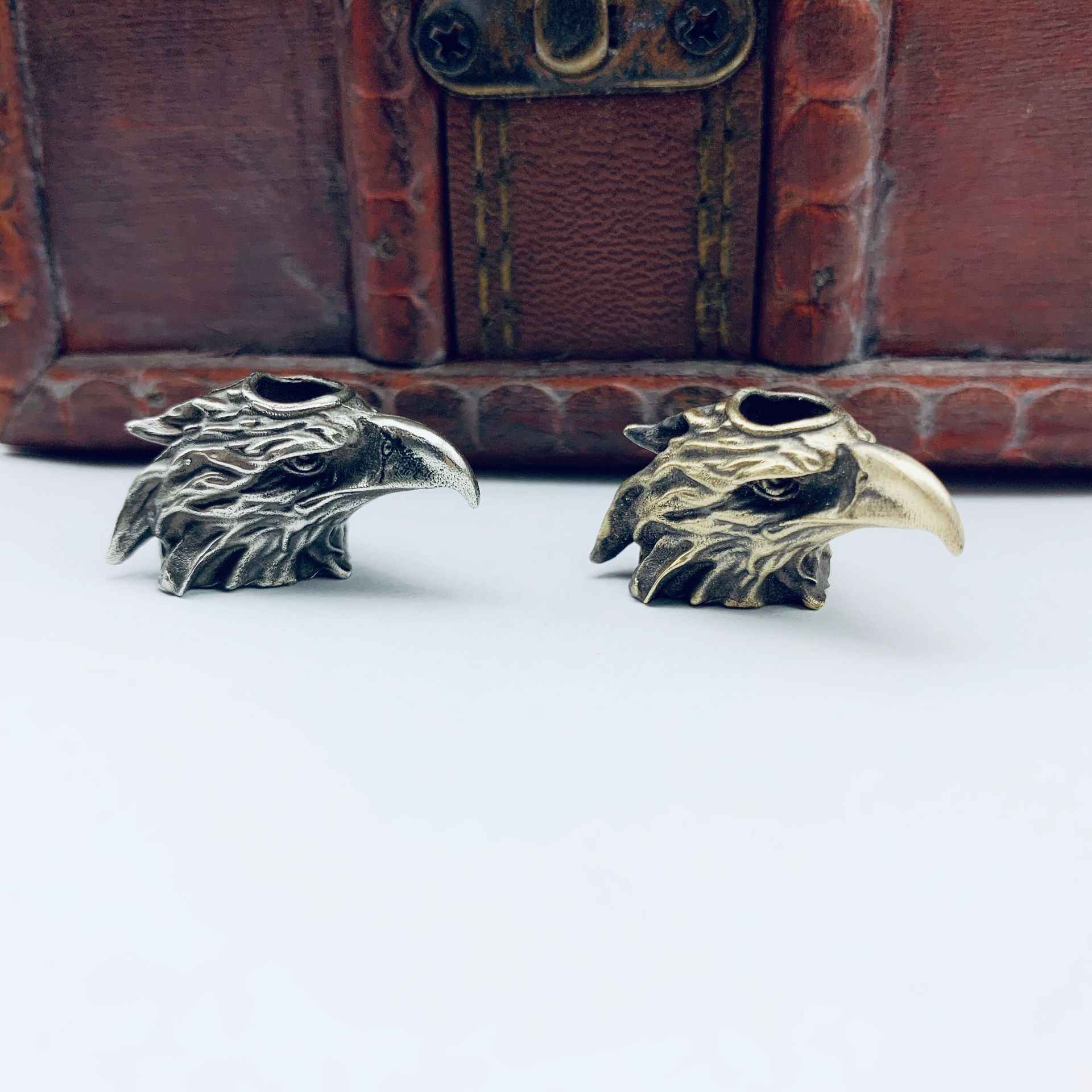 Eagle Head Sculpture Brass Knife Beads EDC Outdoor DIY Paracord Woven Bracelets Accessories Survival Flashlight Lanyard Pendants