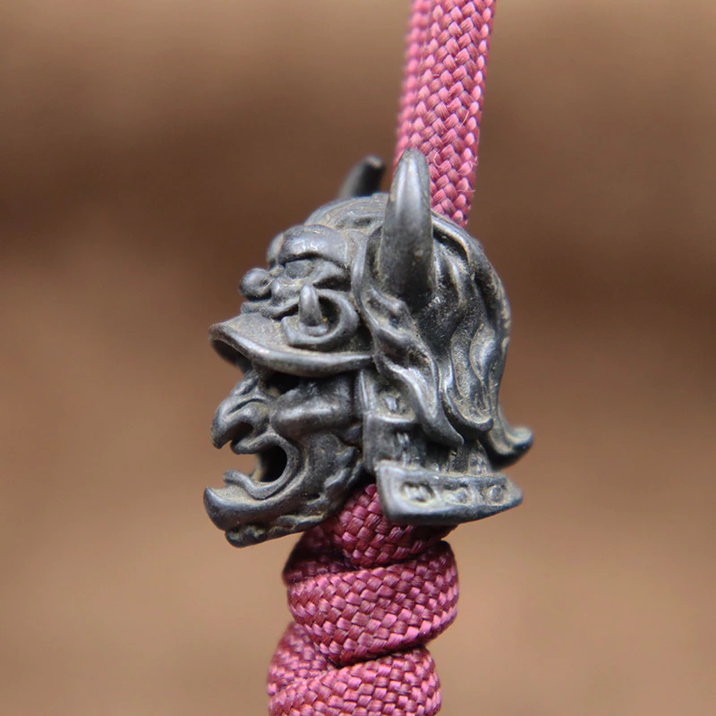 Black Japanese Eagle Nose Samurai Helmet Knife Bead Brass Woven Paracord Lanyard Pendant Outdoor EDC Umbrella Rope DIY Accessory