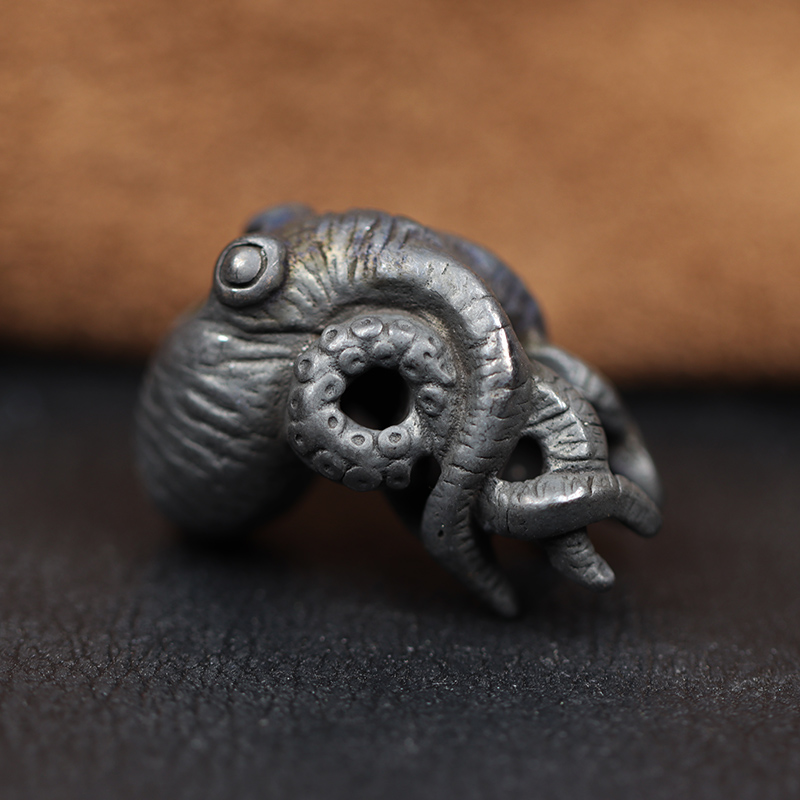 Black Sea Animal Octopus Brass Knife Beads Outdoor EDC Umbrella Rope Pendant DIY Paracord Bracelets Accessories Lanyard Hangings