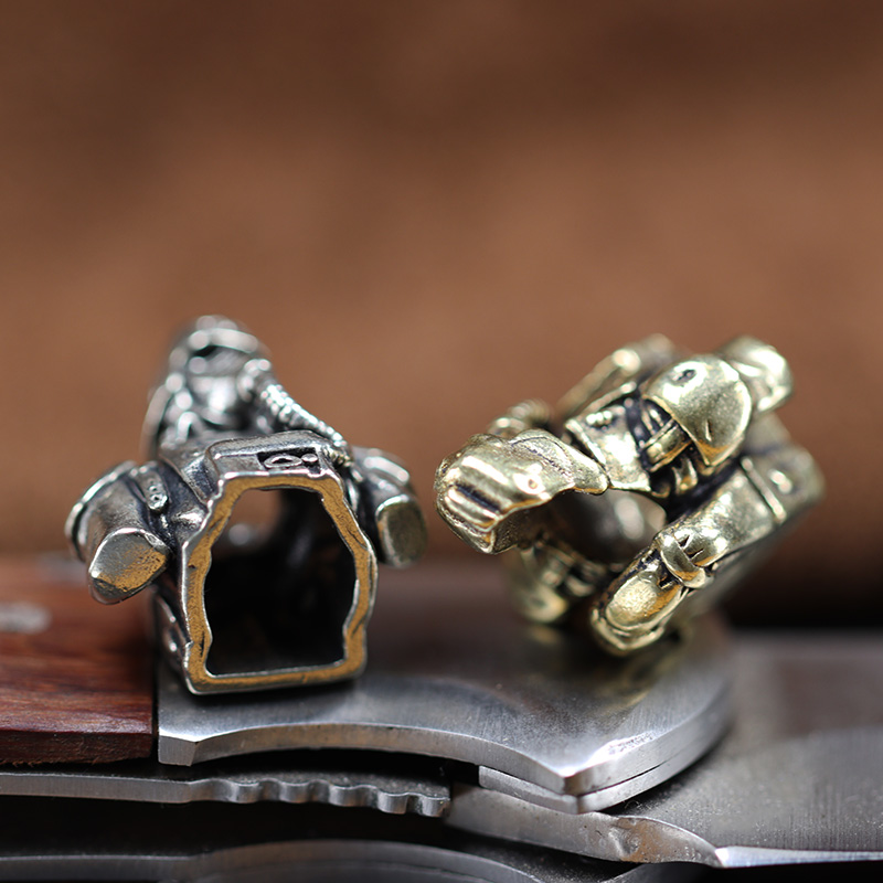 Death Biochemical Guard Solider Bust Brass Knife Beads Punk Gas Mask EDC Outdoor Survival Paracord DIY Woven Lanyard Accessories