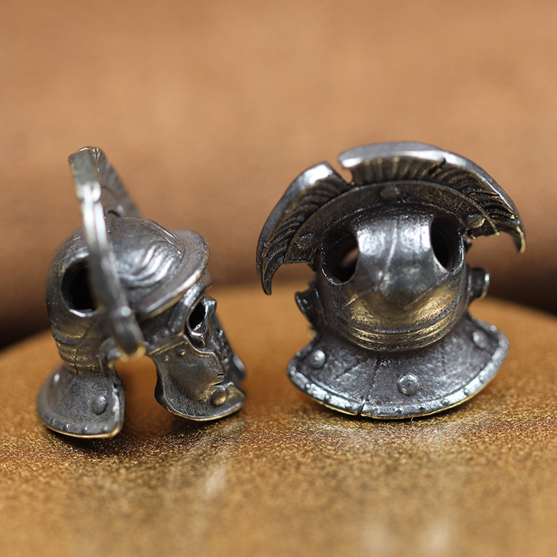 Fan Shape Helmet Skull Head Knife Beads DIY Paracord Lanyard Pendant Retro Punk Metal Brass Samurai EDC Outdoor Tool Accessories