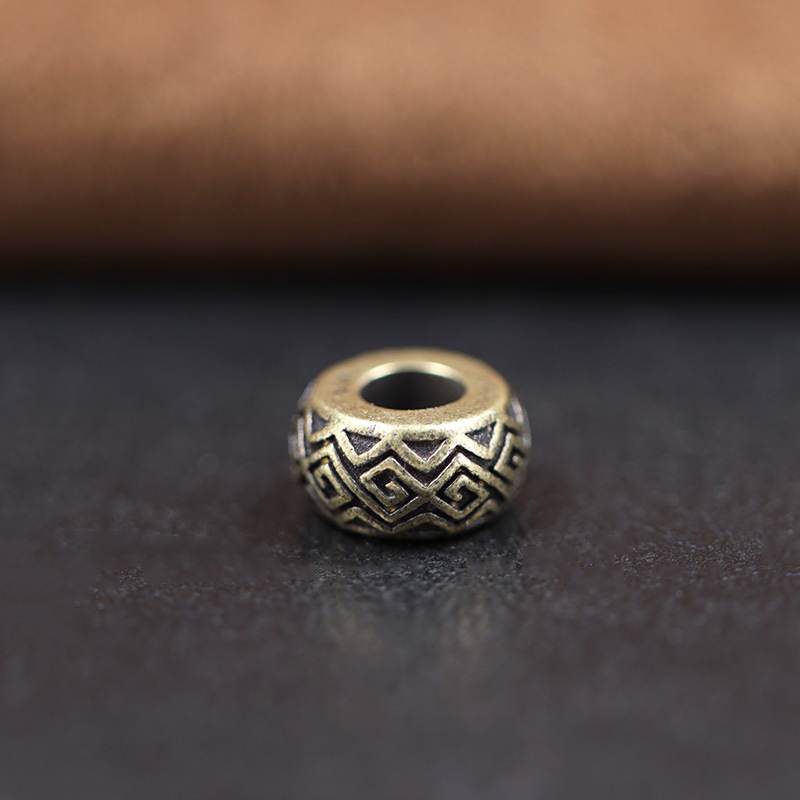 Chinese Traditional Pattern Flat Brass Knife Beads DIY EDC Outdoor Paracord Lanyard Pendant Flashlight Umbrella Rope Accessories