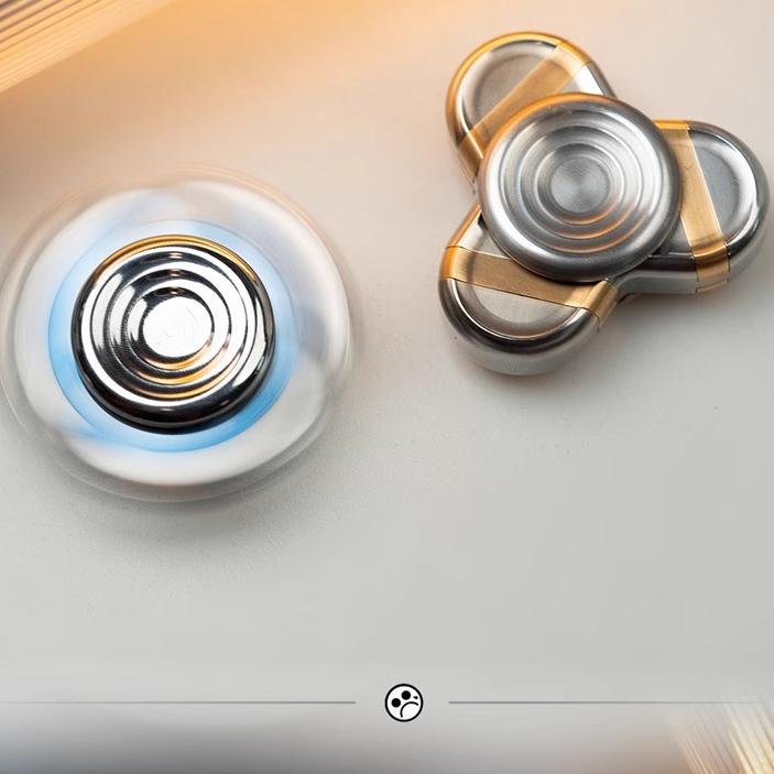 Metal Toys Dz.Trefoil Fidget Spinner