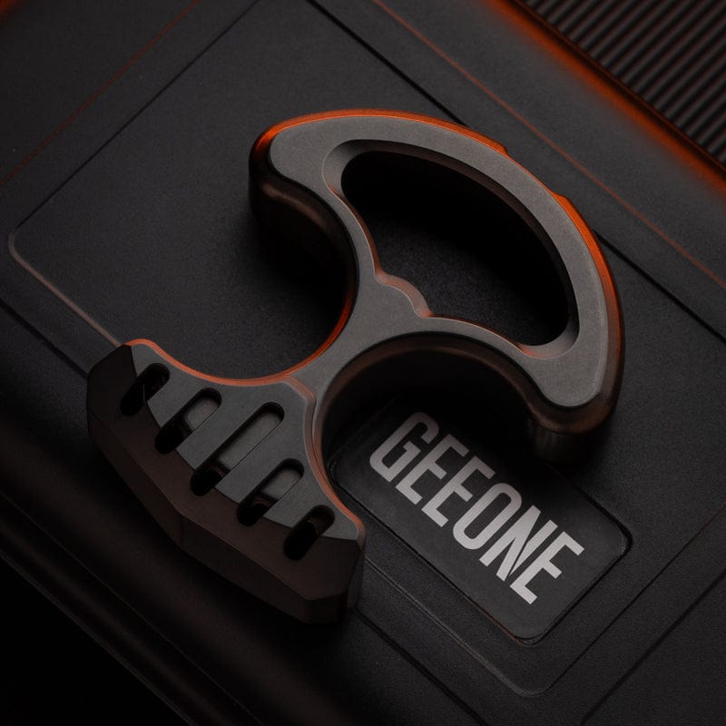 Iron Triangle Crusader Knuckle Duster Multi Tool