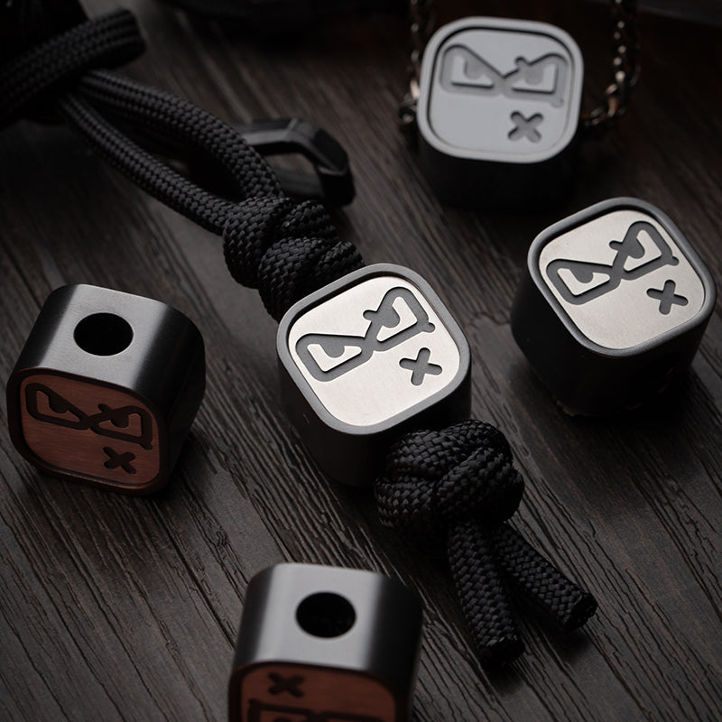 MACKIE Emotional Cube Lanyard Bead