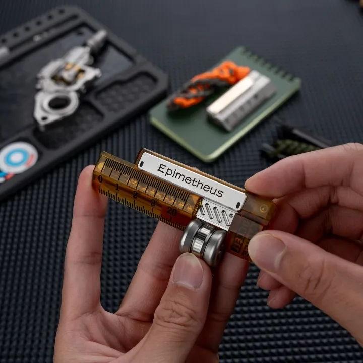 EDCELL & ROGUE Quirky Ruler Fidget Slider