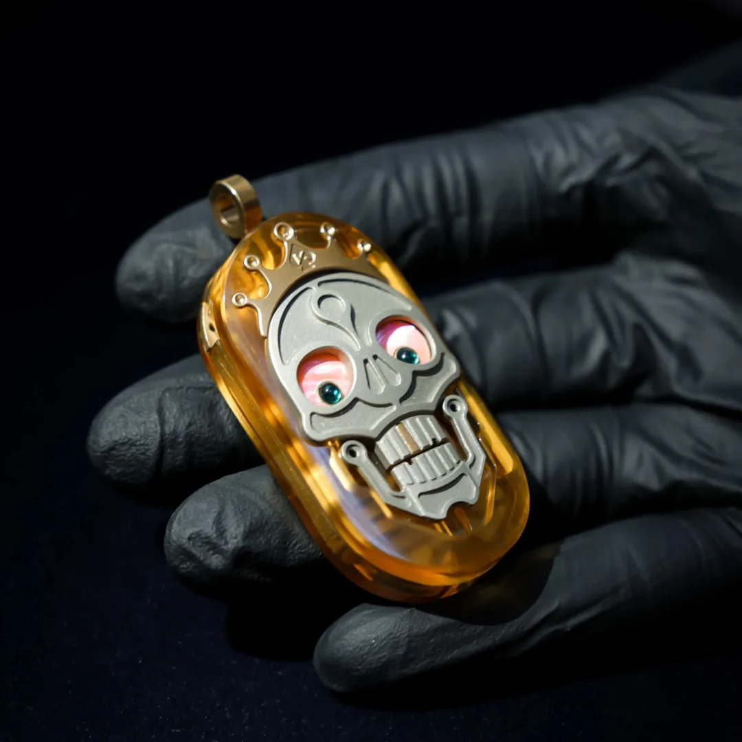 SAS Studio Spades King Fidget Slider
