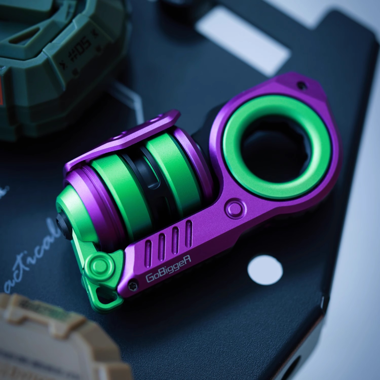 GoBiggeR SiniaN Fidget Slider