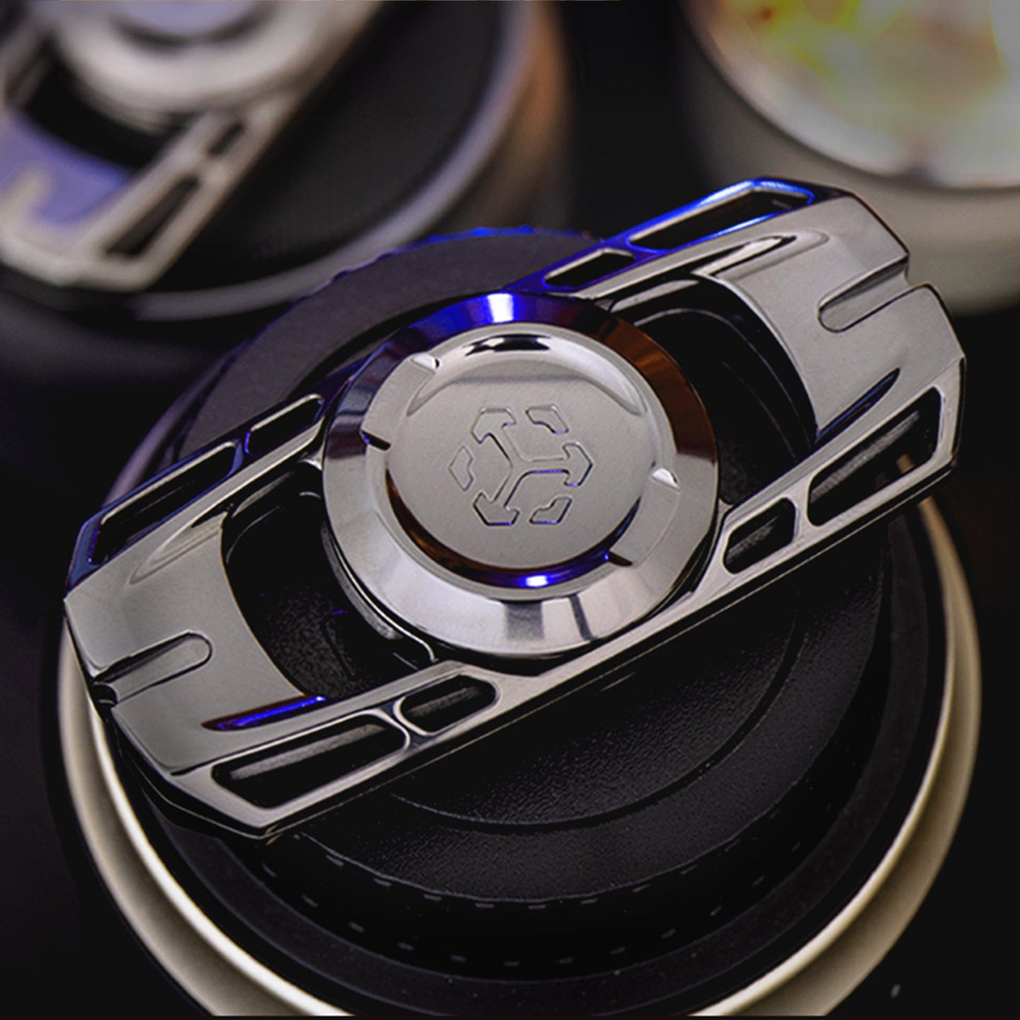 JUZHEDC Ling Yin Fidget Spinner