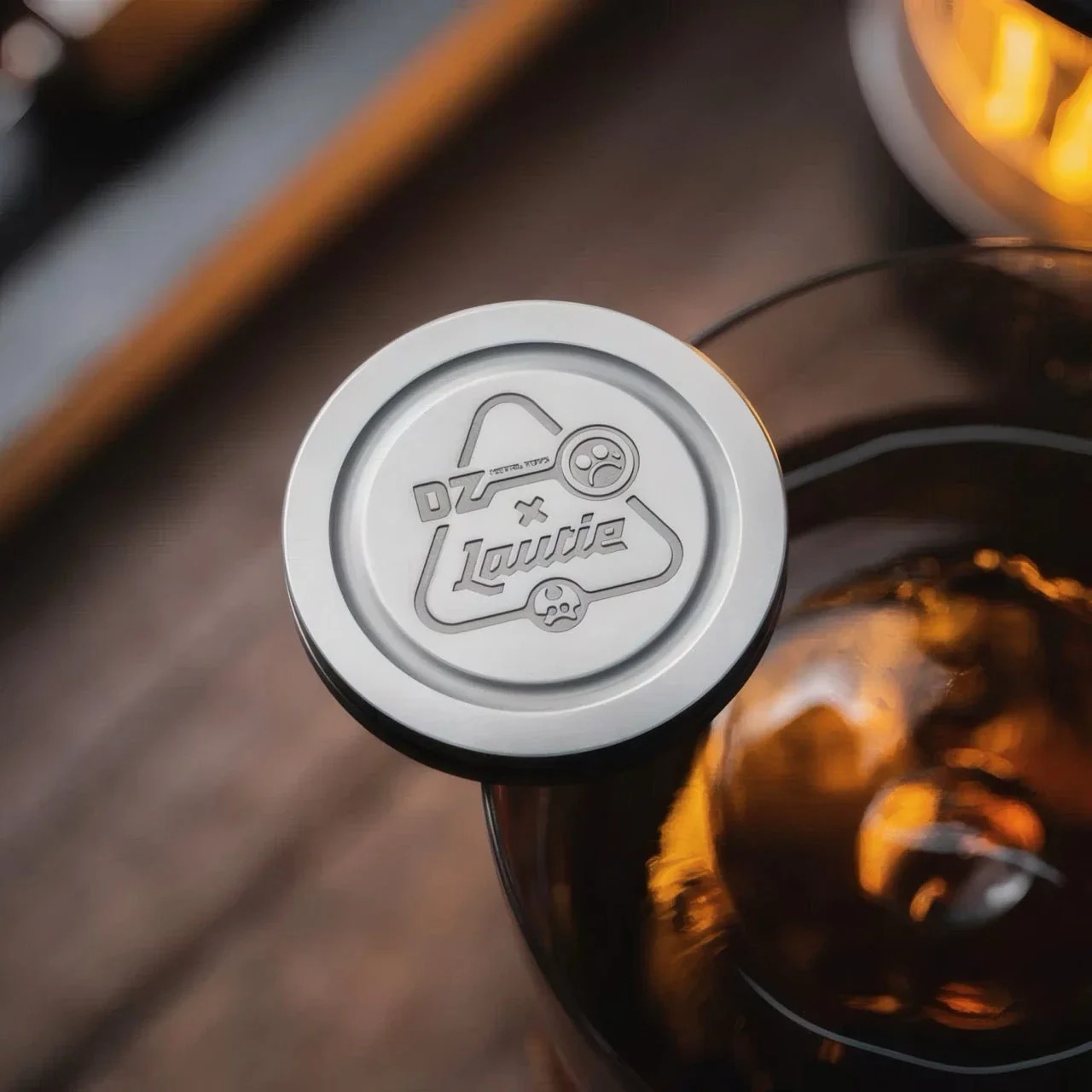 LAUTIE x Metal Toys DZ Co-Branded “Showhand” Pocket Haptic Coin